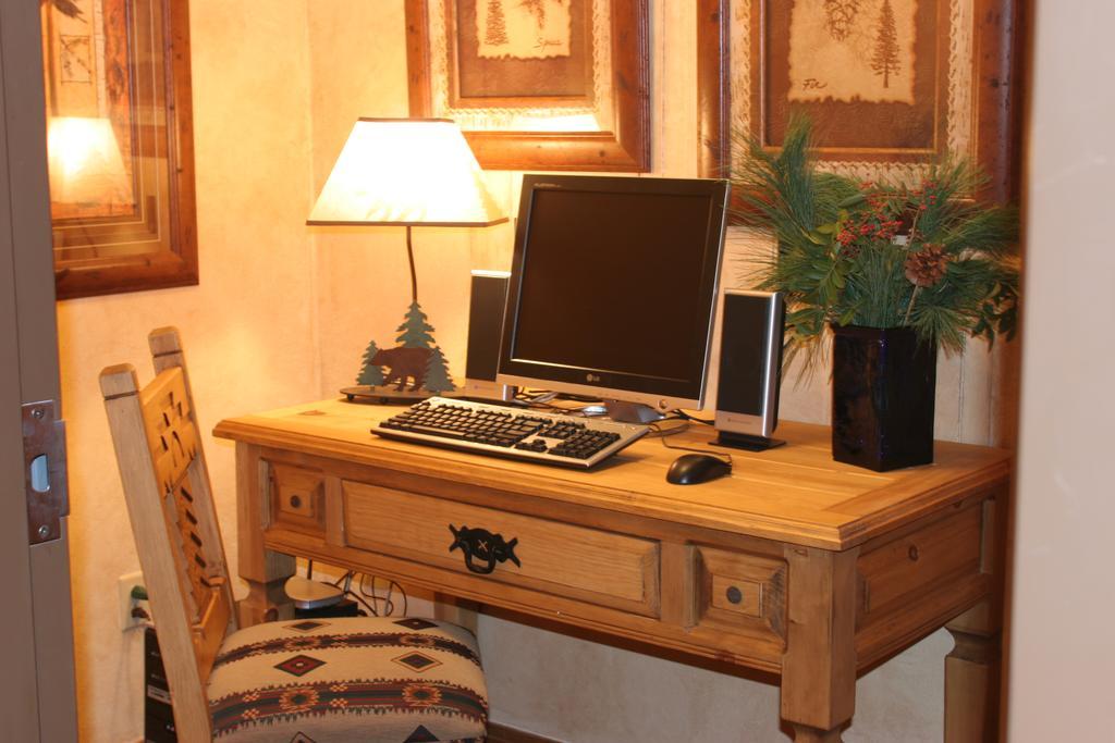 Alpine Village Suites Taos Ski Valley Esterno foto